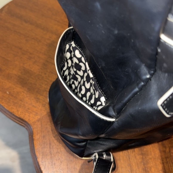 Vera Bradley  backpack   vegan leather  black/white edging cinch top/flap NWOT - Picture 10 of 17